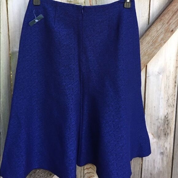 NWT Cabi Skirt Royal Blue Size 4 - Picture 5 of 7